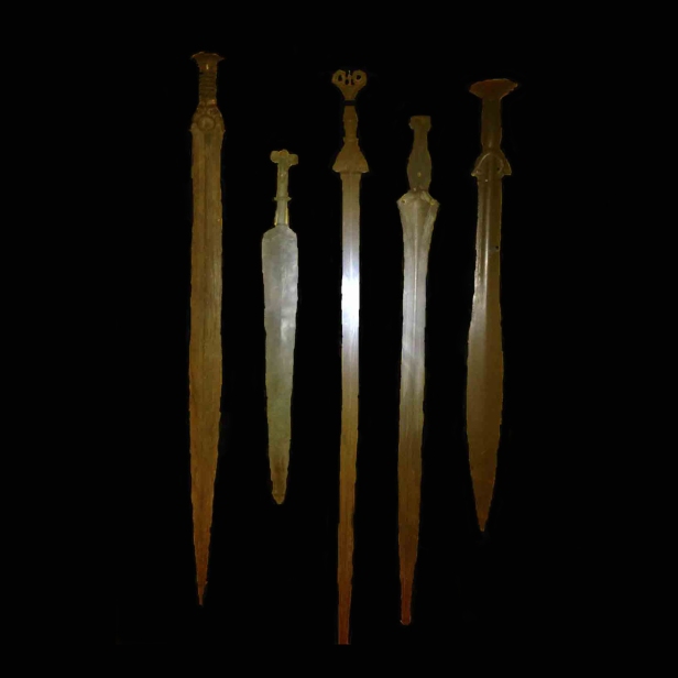 Bronze swords. 12 labors of Hercules, 12 labours of Hercules, twelve labors of Hercules, twelve labours of Hercules, Heracles